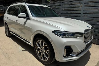 2021 BMW X7 xDrive30d DPE सिग्नेचर