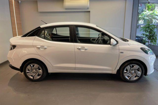 Hyundai Aura S AMT Diesel Second-hand 2020 Hyundai Aura S AMT Diesel for sale in Mumbai