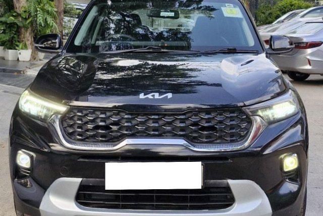 Second-hand 2023 Kia Sonet HTK Plus for sale in New Delhi