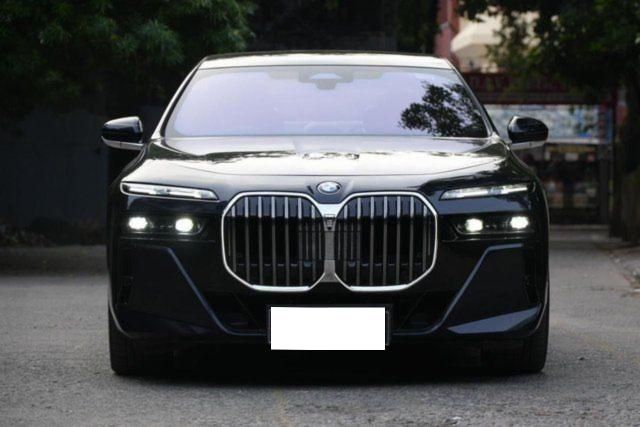 Second-hand 2025 BMW 7 Series 740i M Sport for sale in New Delhi