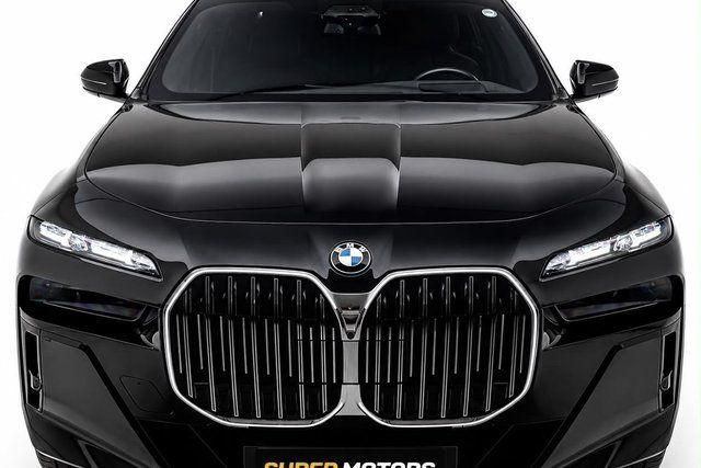 Second-hand 2025 BMW i7 xDrive60 M Sport for sale in New Delhi