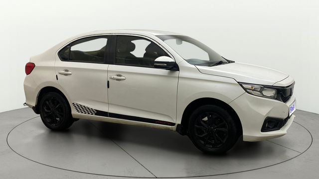 Second-hand 2018 Honda Amaze V Diesel BSIV for sale in Hyderabad