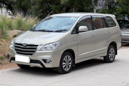 Used 2.5 VX (Diesel) 7 Seater BS IV