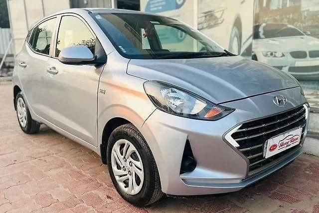 Hyundai Grand i10 Nios Magna Second-hand 2019 Hyundai Grand i10 Nios Magna for sale in Ahmedabad