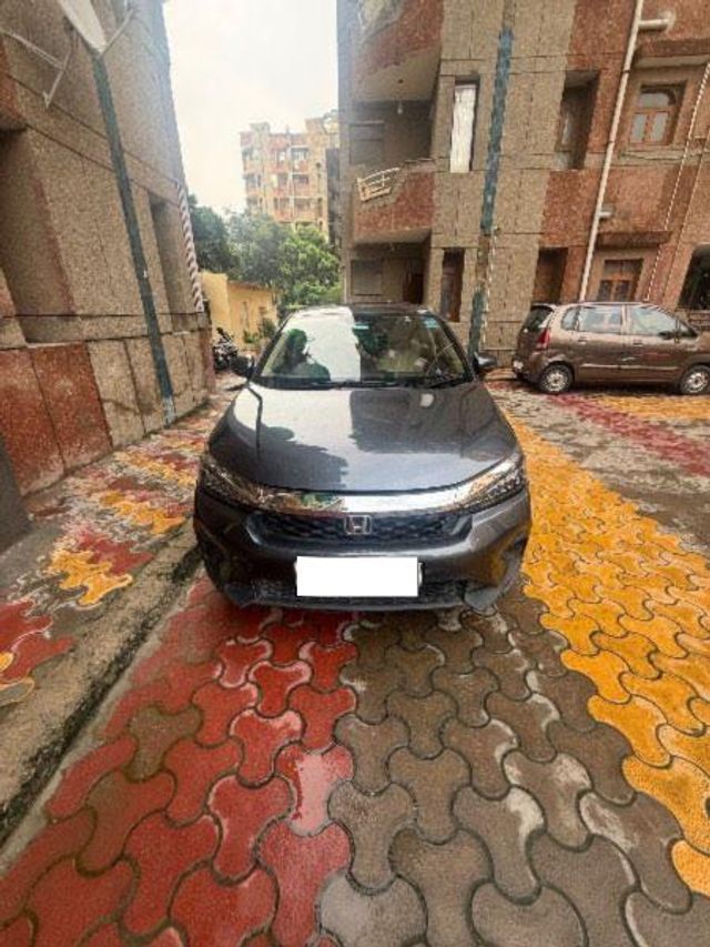 Honda City ZX Second-hand 2024 Honda City ZX for sale in New Delhi
