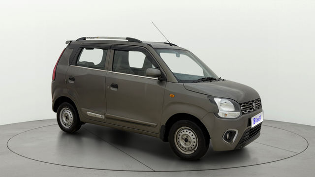 Second-hand 2021 Maruti Suzuki Wagon R CNG LXI for sale in New Delhi