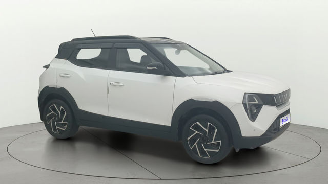 Second-hand 2024 Mahindra XUV 3XO AX7 Diesel AMT for sale in Bangalore