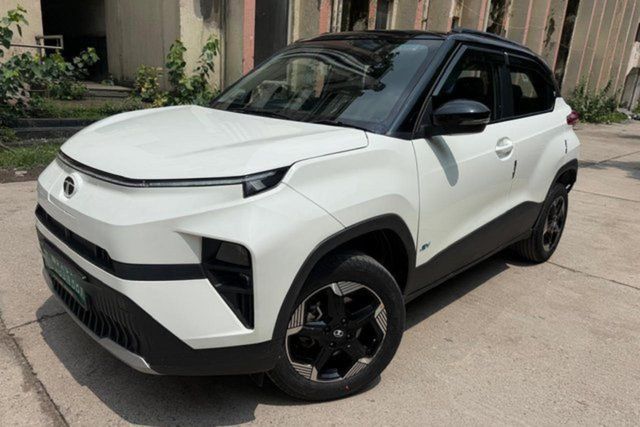 Tata Punch EV Empowered LR Second-hand 2024 Tata Punch EV Empowered LR for sale in New Delhi