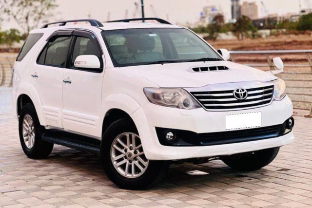 Toyota Fortuner 4x4 MT Second-hand 2012 Toyota Fortuner 4x4 MT for sale in Mumbai