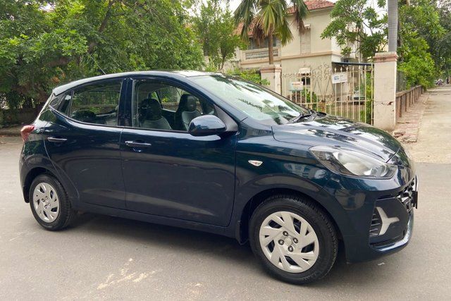 Second-hand 2023 Hyundai Grand i10 Nios Magna for sale in Ahmedabad
