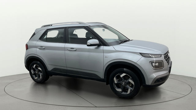 Second-hand 2020 Hyundai Venue SX Turbo iMT for sale in Gulbarga