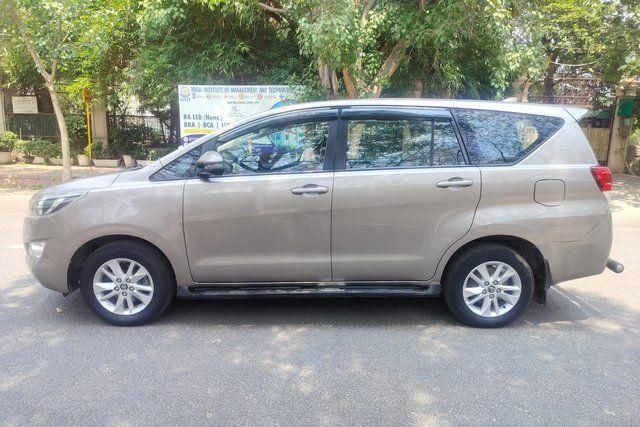 Toyota Innova Crysta 2.4 G Plus MT BSIV Second-hand 2019 Toyota Innova Crysta 2.4 G Plus MT BSIV for sale in New Delhi