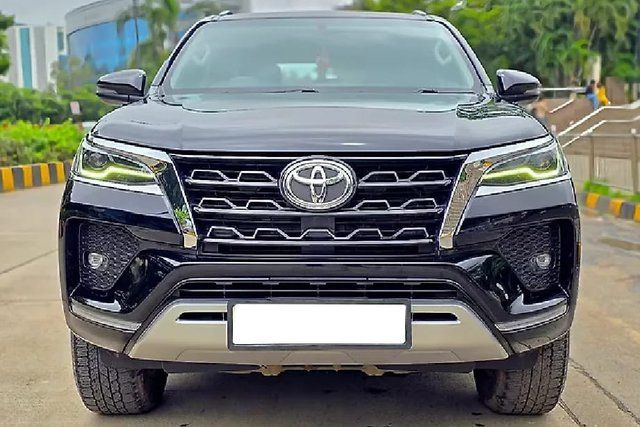 Second-hand 2023 Toyota Fortuner 4X2 Diesel for sale in Mumbai