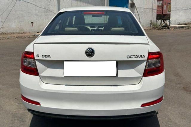 Second-hand 2016 Skoda Octavia 1.8 TSI AT Style Plus for sale in Navi Mumbai