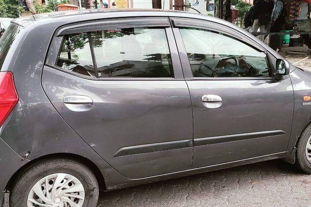 Second-hand 2013 Hyundai i10 Era for sale in Nagpur