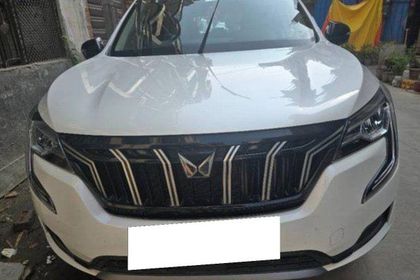 2024 Mahindra XUV700 एएक्स5 7 Str डीजल AT