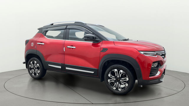 Second-hand 2024 Renault Kiger RXT AMT Opt DT for sale in Bangalore