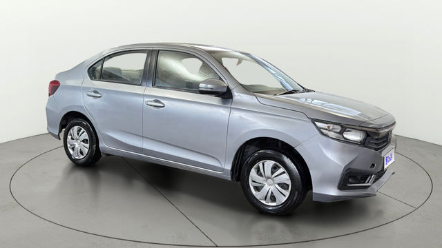 Honda Amaze S CVT i-VTEC Second-hand 2023 Honda Amaze S CVT i-VTEC for sale in New Delhi