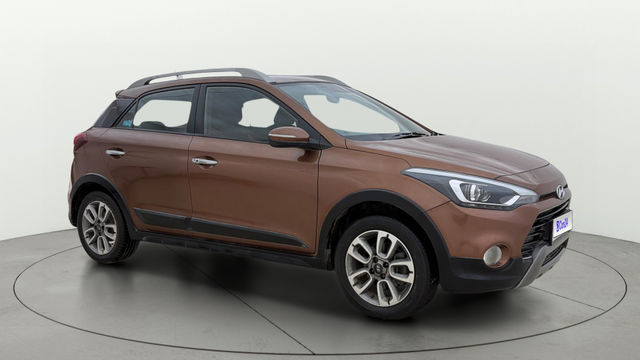 Hyundai i20 Active 1.2 SX Second-hand 2016 Hyundai i20 Active 1.2 SX for sale in New Delhi
