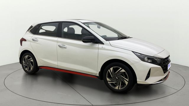 Second-hand 2023 Hyundai i20 Asta BSVI for sale in Ahmedabad