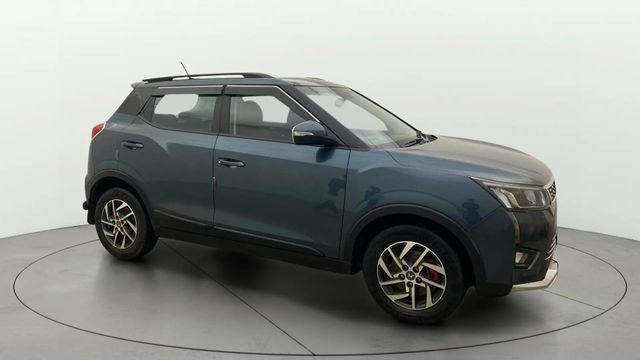 Mahindra XUV300 W6 Turbo Second-hand 2022 Mahindra XUV300 W6 Turbo for sale in Bangalore