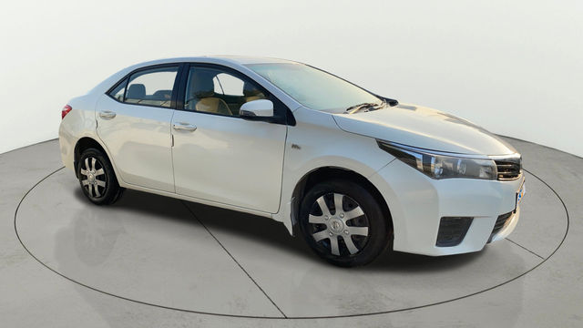 Toyota Corolla Altis JS MT Second-hand 2016 Toyota Corolla Altis JS MT for sale in Ahmedabad