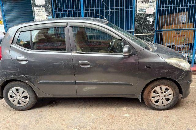 Second-hand 2011 Hyundai i10 Asta for sale in Lucknow