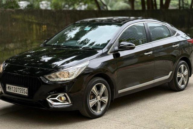 Second-hand 2018 Hyundai Verna CRDi 1.6 SX Option for sale in Pune