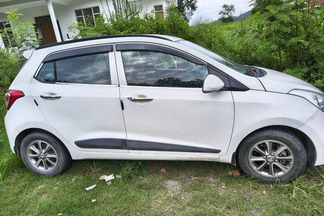 Hyundai Grand i10 Asta Option Second-hand 2014 Hyundai Grand i10 Asta Option for sale in Barsar