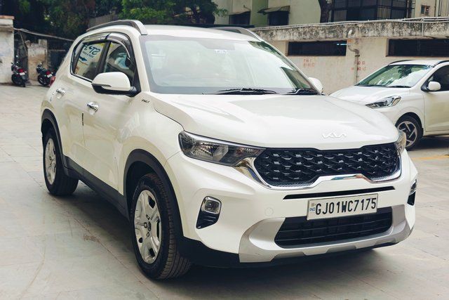Kia Sonet HTK Plus Turbo DCT Second-hand 2021 Kia Sonet HTK Plus Turbo DCT for sale in Ahmedabad