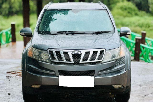 Second-hand 2011 Mahindra XUV500 W8 AWD for sale in Pune