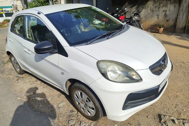 Second-hand 2015 Honda Brio S MT for sale in Hyderabad