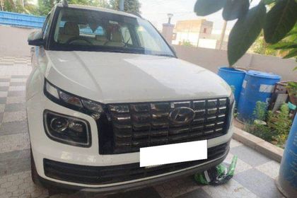 6 Used Hyundai Venue