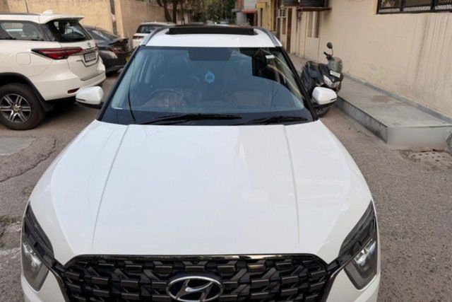 Second-hand 2021 Hyundai Alcazar 1.5 Signature (O) 7-Seater Diesel AT for sale in New Delhi