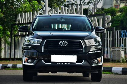 Used 2.4 VX 8Str