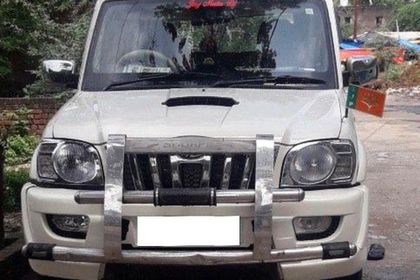 27 Used Mahindra Scorpio