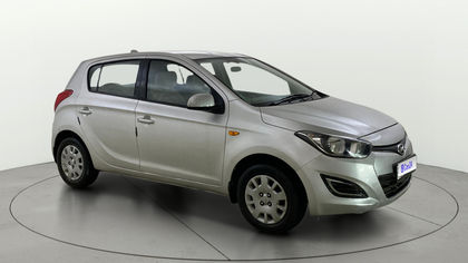 2013 हुंडई आई20 Magna
