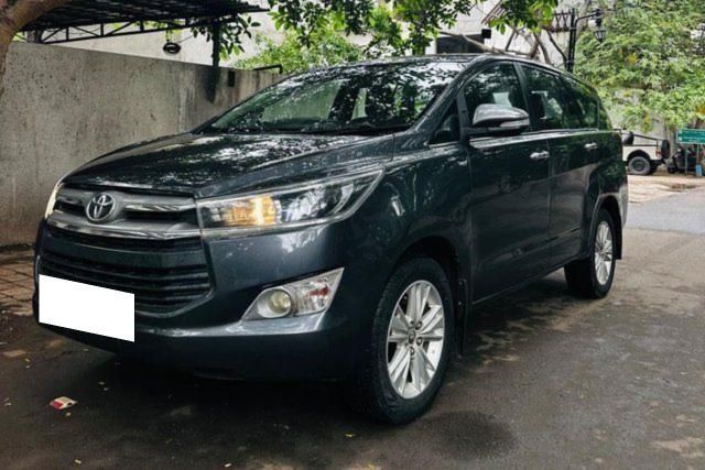 Second-hand 2016 Toyota Innova Crysta 2.8 GX AT BSIV for sale in Ahmedabad