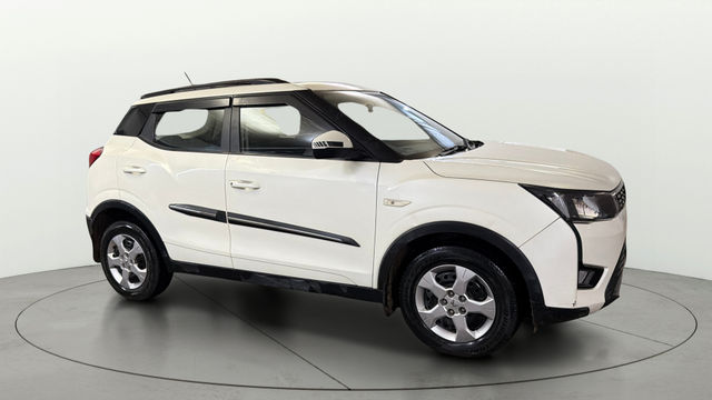 Mahindra XUV300 W6 Second-hand 2023 Mahindra XUV300 W6 for sale in Gurgaon