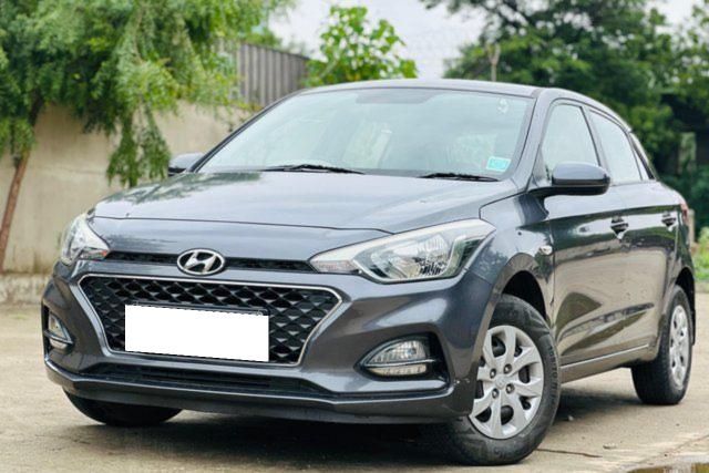 Second-hand 2019 Hyundai i20 Magna Plus BSIV for sale in Ahmedabad