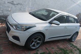 Used 1.2 Magna Executive