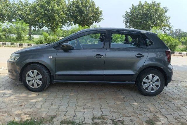 Second-hand 2011 Volkswagen Polo Petrol Comfortline 1.2L for sale in New Delhi