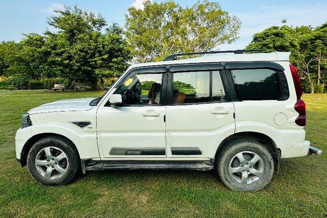 Second-hand 2023 Mahindra Scorpio S 11 for sale in New Delhi