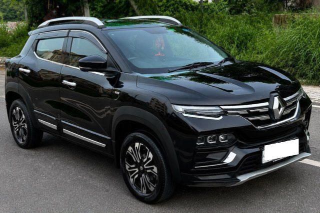 Second-hand 2023 Renault Kiger RXZ for sale in New Delhi