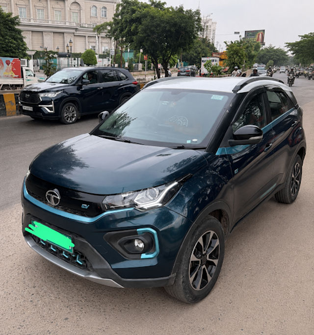 Second-hand 2020 Tata Nexon EV XZ Plus for sale in New Delhi