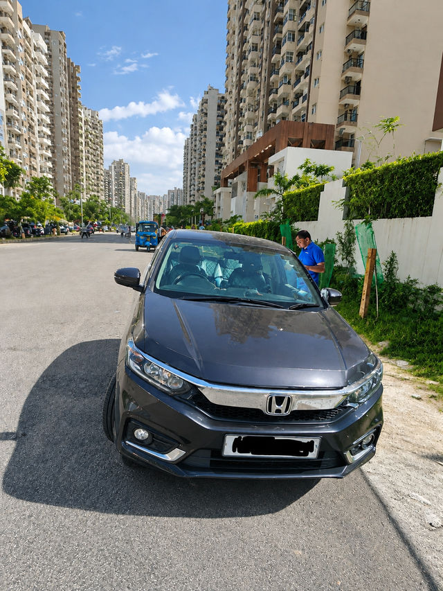 Honda Amaze VX Petrol Second-hand 2021 Honda Amaze VX Petrol for sale in Greater Noida