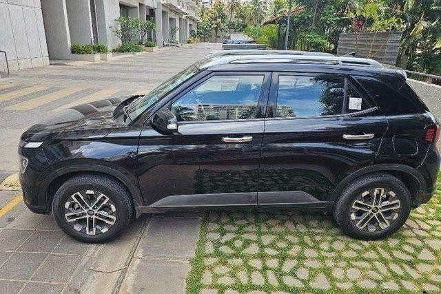 Hyundai Venue एसएक्स Opt टर्बो DCT Second-hand 2023 Hyundai Venue एसएक्स Opt टर्बो DCT for sale in Bangalore