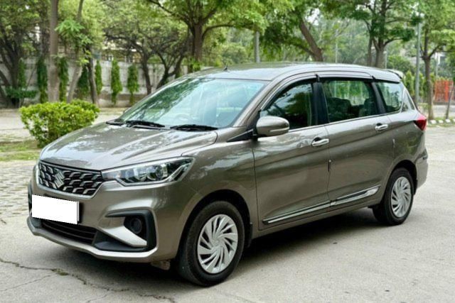 Maruti Suzuki Ertiga VXi CNG Second-hand 2025 Maruti Suzuki Ertiga VXi CNG for sale in New Delhi