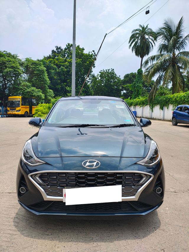 Hyundai Aura SX Option Second-hand 2022 Hyundai Aura SX Option for sale in Kolkata