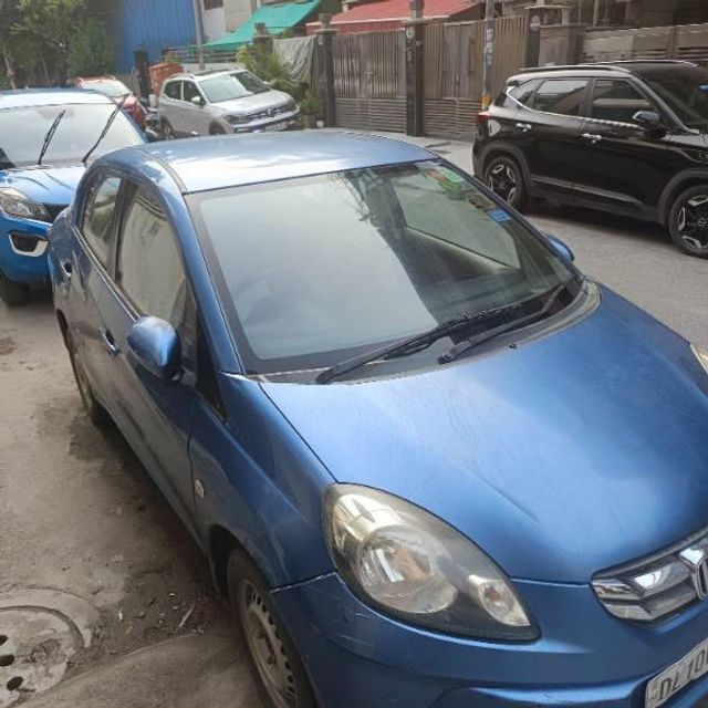 Second-hand 2014 Honda Amaze EX i-Vtech for sale in New Delhi